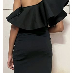 SHEIN One Shoulder Ruffle 1 Piece Dress