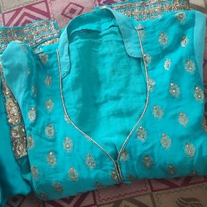 Beautiful Suit Salwar With Heavy Dupatta