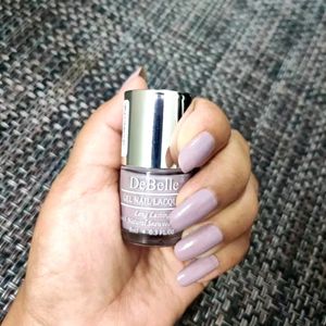 DeBelle Gel Nail Lacquer with Natural Seaweed Extr