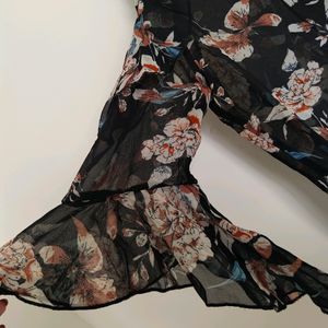 Floral Top - L