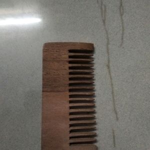 Wooden Mini Combs( Set Of 2)