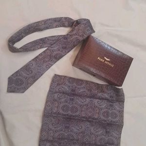 Park Avenue Tie