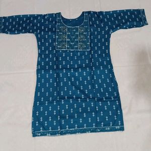 Women Short Kurti