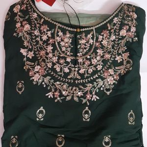 W Brand Green Embroidered Straight Kurta-Solid Tig