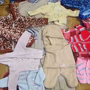 Combo of sweaters or winter clothes for boys/girls