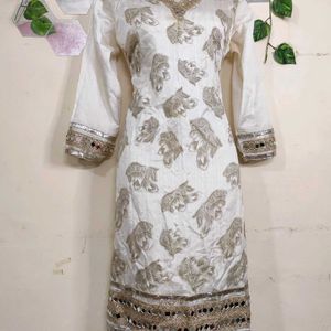 🤍 Pretty White Printed Kurta