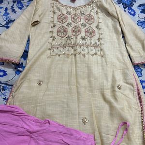 Chanderi Kurta Paired With Trouser