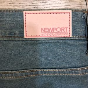 NewPort Brand New Jeans Size 36 H1727