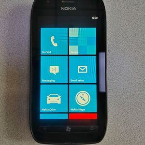 Nokia Lumia 710