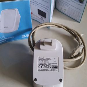 Boost wifi signal - Aztec WL559E wifi range extender WAP bridge 300mbps