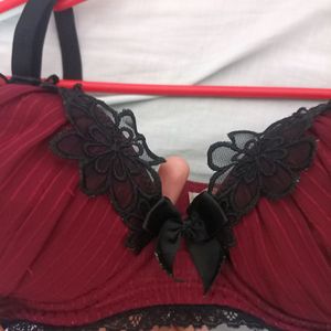 Pretty Coquette Bra Maroon