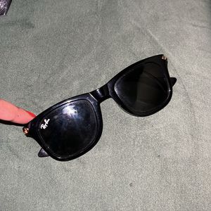 Rayban Black Glass