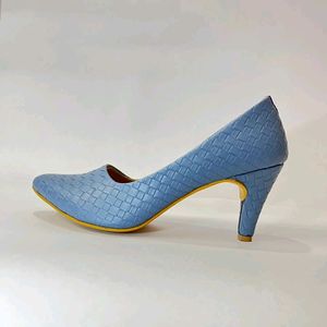 Blue Textured Heel