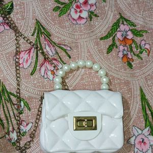 White Slingbag