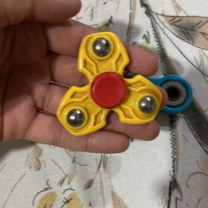 Fidget Spinner Blue And Yellow Colour