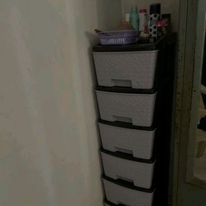 Jumbo Size Storage Box