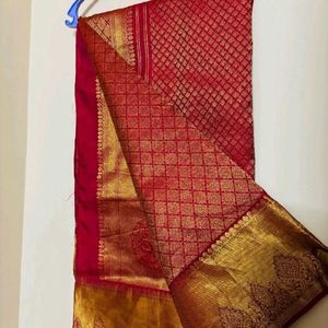 Fixed-Red Color Kanchi Pattu Silk Saree(no Blouse)