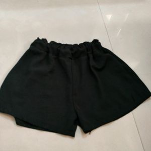 7 Pieces Combo Shorts and Skirt