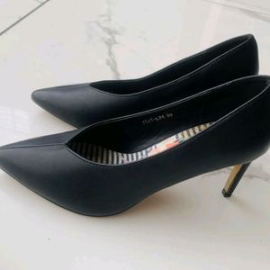 Mast & Harbour Black Heels