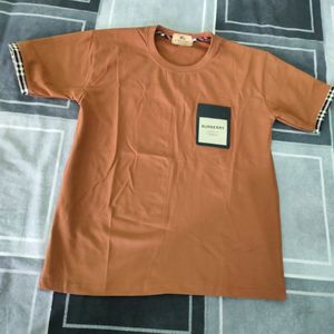 Burberry Unisex T-shirt 🤎