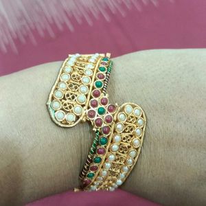 Beautiful Ethenic Bracelet Kada