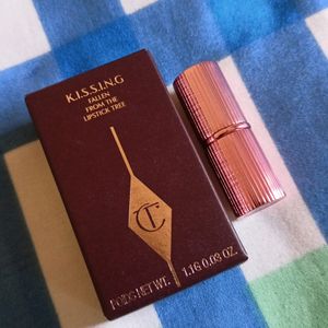 Charlotte Tilbury Kissing Lipstick "90's Pink"