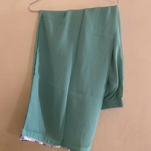 Sleeveless Green Embroidered Kurta Three Pis Set