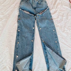 BERSHKA High Waist Snap Off Jeans