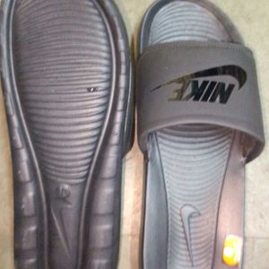 Nike Flip Flop