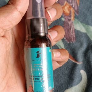 Pilgrim White Lotus Natural Face Mist & Toner