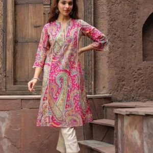 Women Floral Print Viscose Rayon Straight Kurta