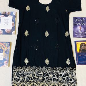 Black Embroidered Kurta ( Women )