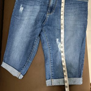 Branded Capri Knee Length From Kraus Brand