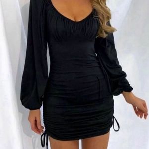 New Urbanic Bodycon Sweetheart Neck Dress