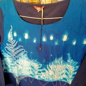 W Brand Blue Shades Printed Kurti Women S Size