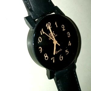 Black Wrist Watch Hand Accessory