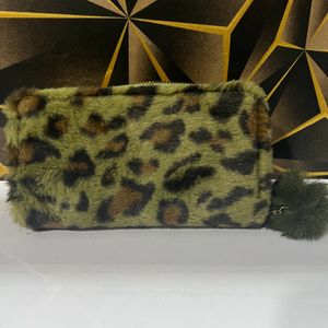 Fur Wallets