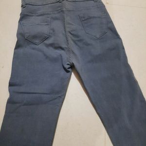 Grey streachable jeans