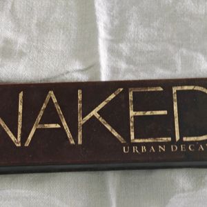 Urban Decay Naked Eyeshadow Palette