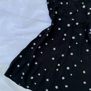 Cute Daisy Print Black Summer Dress