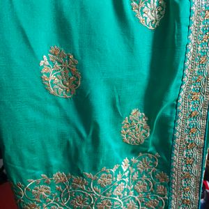 Heavy Embroidery Saree With Blouse