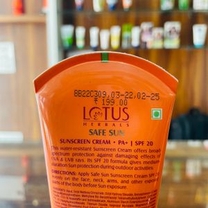 Lotus Herbals Sunscreen Cream