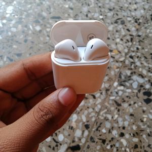 I12 Earbuds Charging Problem