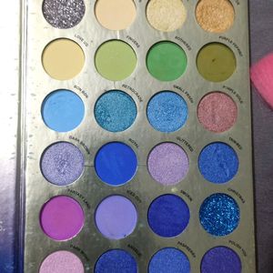 Combo Of Eyeshadow Palette And Brushes