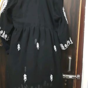 Black Kurti