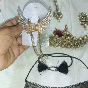 Stylish Jewellery Set And Clutcher Combo