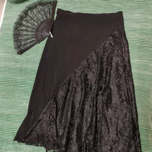 Lace Chic Skirt XL