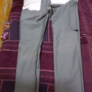 DOCKERS CARGOS