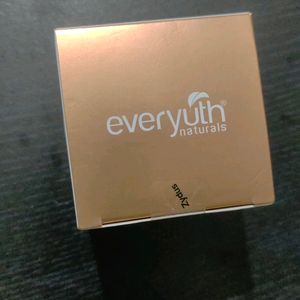 Everyuth Naturals Tan Removal Night Cream