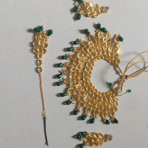 Bridal Jewellery Set With Mangtika